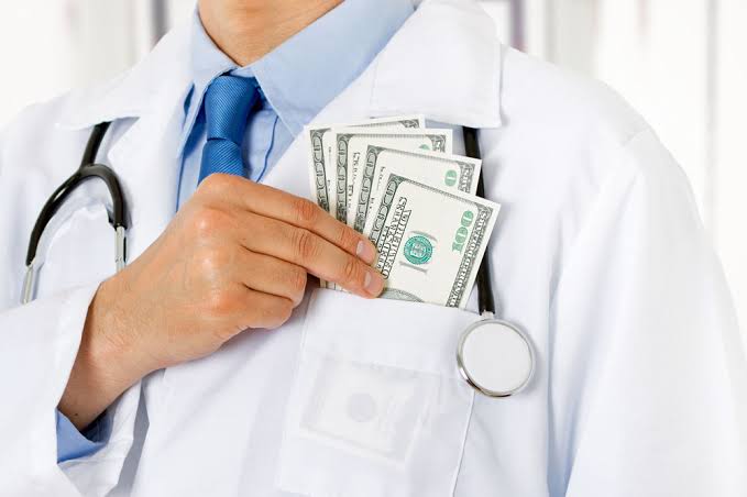Top 5 Most Lucrative Fields in Medicine (Highest Paying)